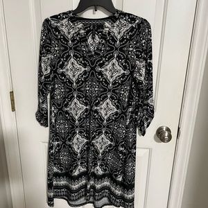 New Directions black and white dress. Great for work or church